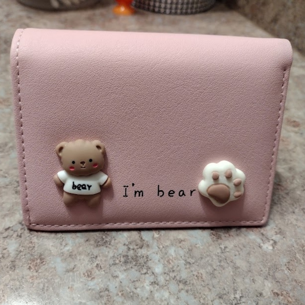 Taomicmic Un Jour De Chance "I'm bear " Pink Women's Trifold Wallet NWOT
